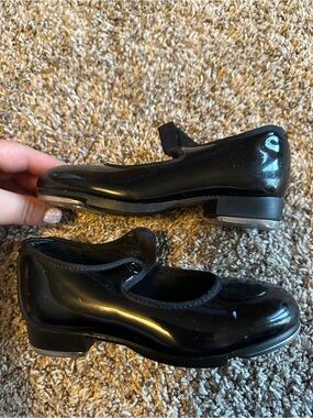 Capezio Jr Tyette Black Patent Tap Shoes. Size 10M